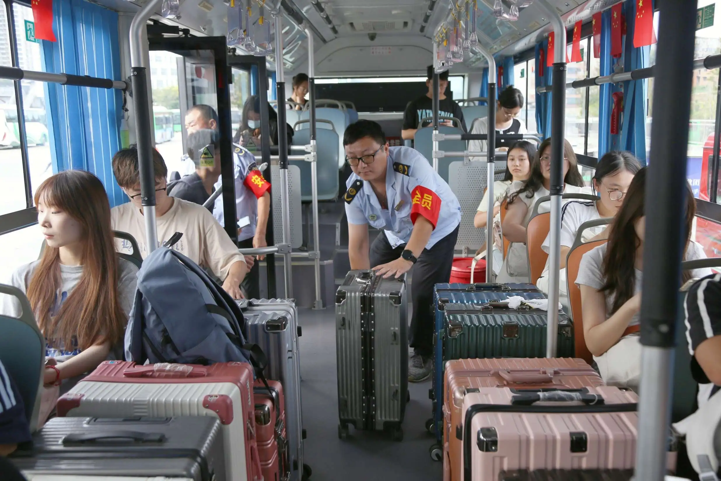 直通2.jpg 直通2.jpg