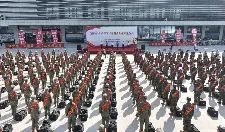 我市举行2025年下半年新兵入伍欢送仪式